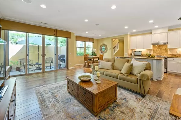 71 City Stroll, Irvine, CA 92620