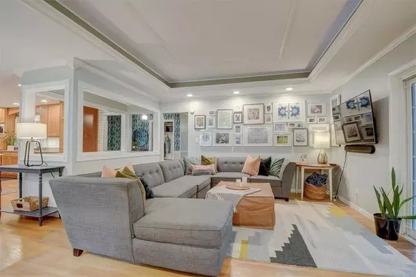 7420 Jewel LN, Indianapolis, IN 46250