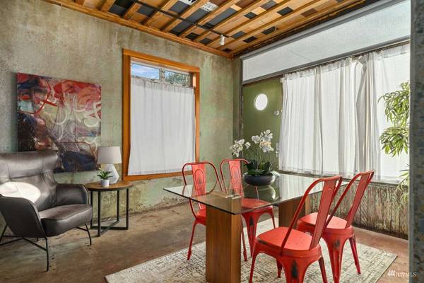 112 18th AVE, Seattle, WA 98122