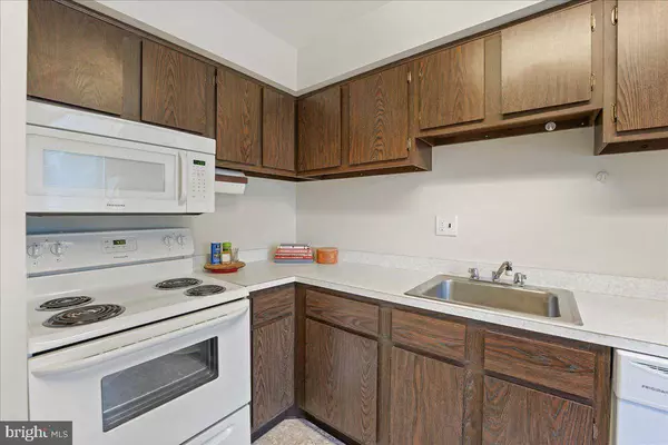 405 SUMMIT HOUSE, West Chester, PA 19382