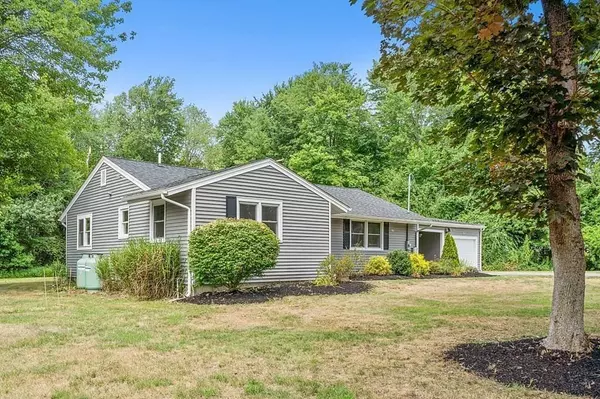 506 Howe St, Methuen, MA 01844