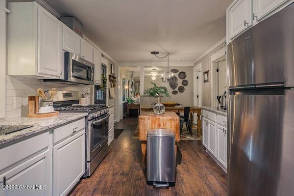 7297 Antioch RD, Middle Grove, NY 12850