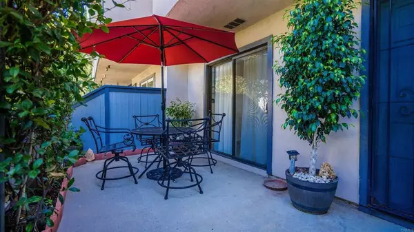 2135 E Valley Pkwy #11, Escondido, CA 92027