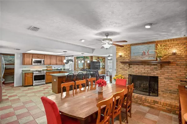 4225 SE 13TH ST, Ocala, FL 34471