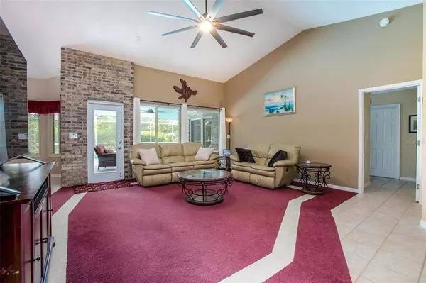 5 SANDPOINT CIR, Ormond Beach, FL 32174