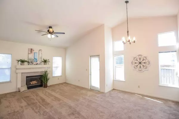 9129 Santorini DR, Elk Grove, CA 95758