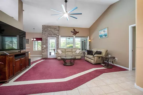 5 SANDPOINT CIR, Ormond Beach, FL 32174