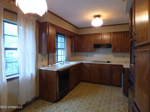 4 Quail Cove, Clinton, MS 39056