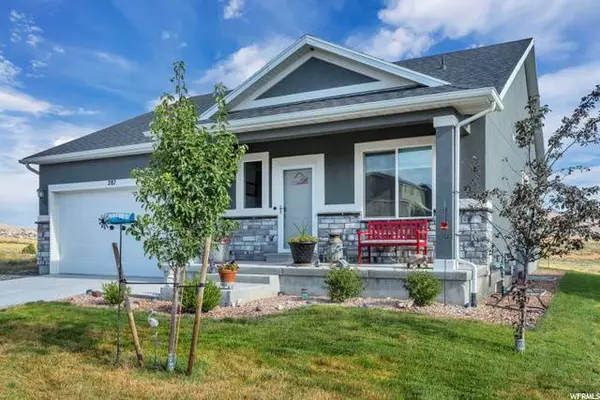 287 SANDSTONE WAY #123, Santaquin, UT 84655