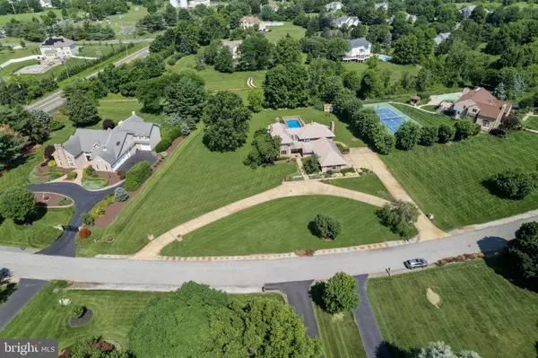 703 WORTHINGTON DR, Moorestown, NJ 08057