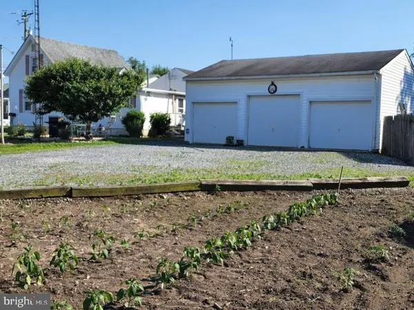 108 N MECHANIC ST, Camden Wyoming, DE 19934