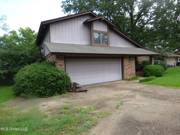 4 Quail Cove, Clinton, MS 39056