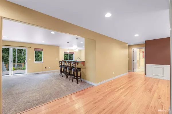 1328 Parkstone LN, Bellingham, WA 98229