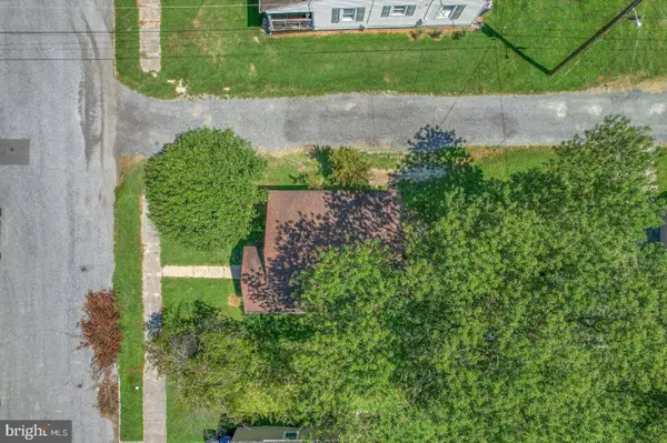 415 W POPLAR ST, Seaford, DE 19973