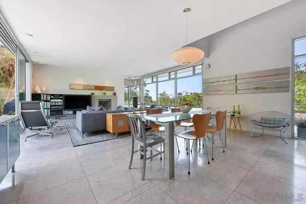 3714 Canon, San Diego, CA 92106