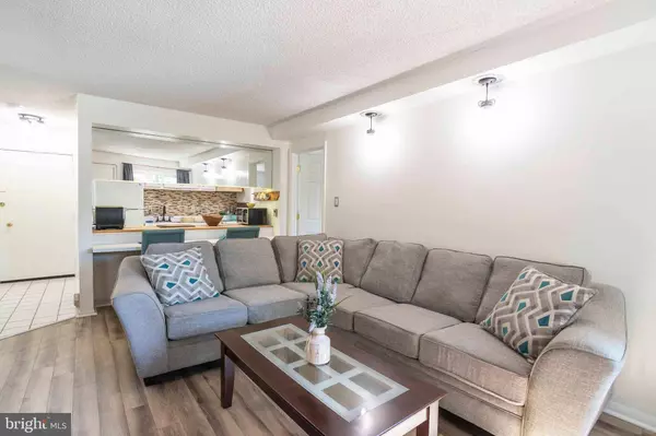 1836 FAIRWAY, Basye, VA 22810