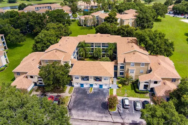 7270 WESTPOINTE BLVD #914, Orlando, FL 32835