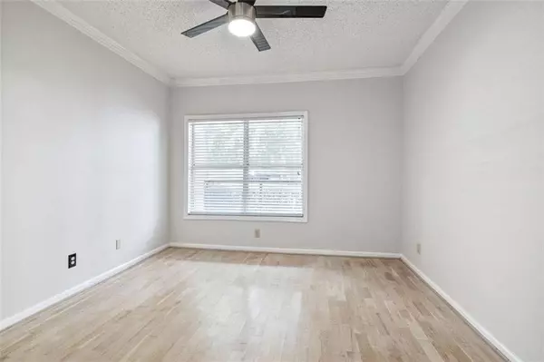 2110 RIVER GREEN DR NW, Atlanta, GA 30327