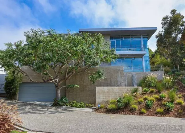 3714 Canon, San Diego, CA 92106