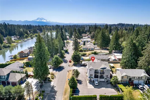 20407 Cascade DR E #1-A, Bonney Lake, WA 98391