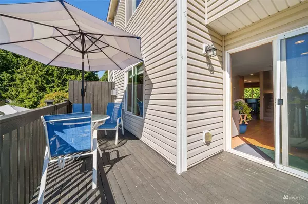 20407 Cascade DR E #1-A, Bonney Lake, WA 98391