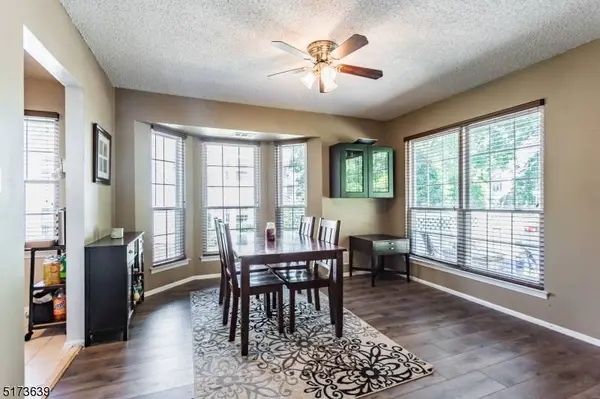 1002 Breckenridge Dr, Branchburg Twp., NJ 08876