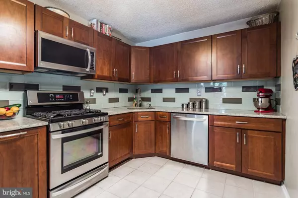 1002 BRECKENRIDGE DR, Branchburg, NJ 08876