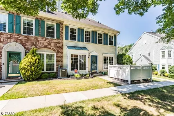 1002 Breckenridge Dr, Branchburg Twp., NJ 08876