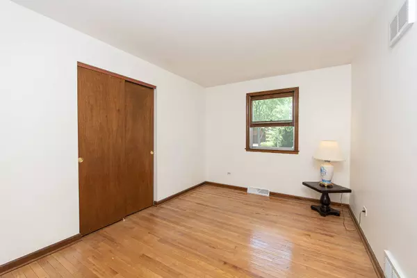 25212 W Sandbank DR, Plainfield, IL 60544