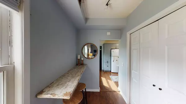 610 7th AVE S, Hopkins, MN 55343