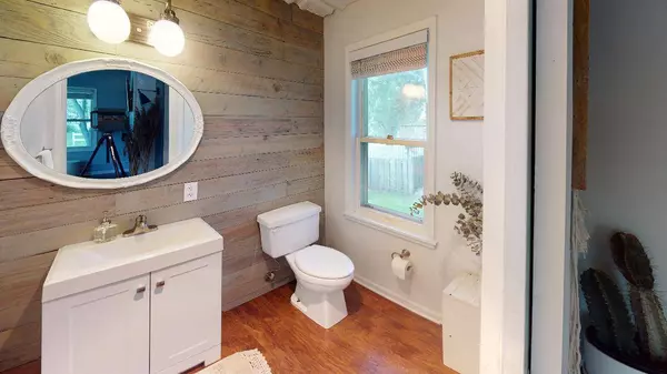 610 7th AVE S, Hopkins, MN 55343