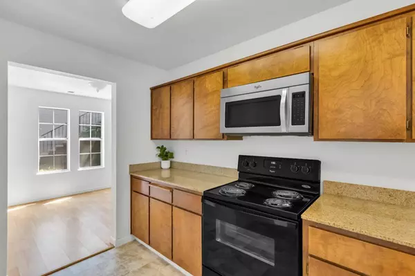 2400 Eilers LN, Lodi, CA 95242