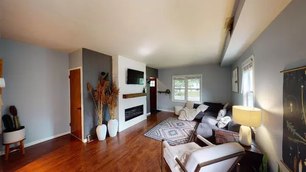 610 7th AVE S, Hopkins, MN 55343