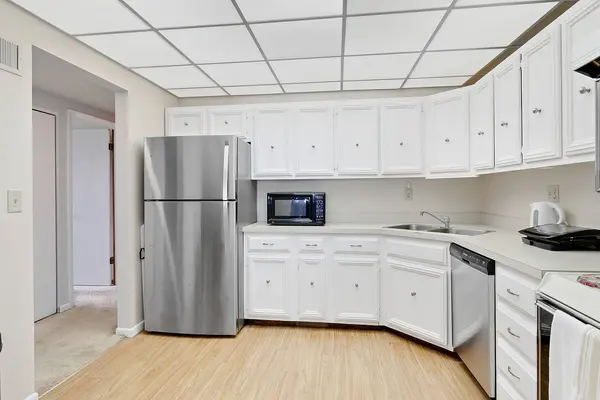 1424 Woodbridge RD #3E, Joliet, IL 60436