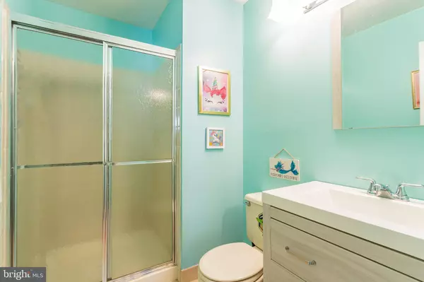 1002 BRECKENRIDGE DR, Branchburg, NJ 08876