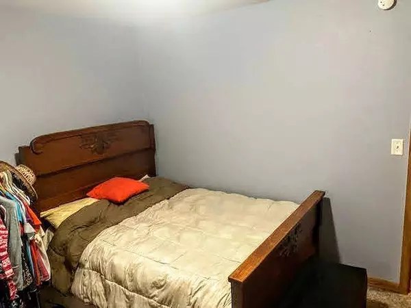 675 W 5th ST, Rush City, MN 55069