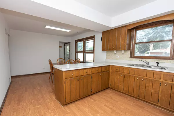 25212 W Sandbank DR, Plainfield, IL 60544