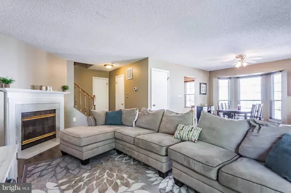 1002 BRECKENRIDGE DR, Branchburg, NJ 08876