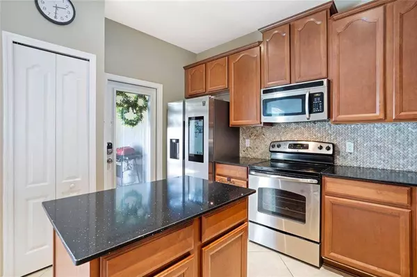 563 JUNIPER SPRINGS DR, Groveland, FL 34736