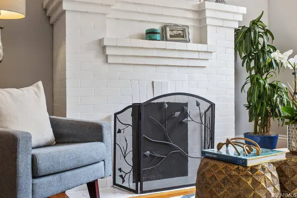 1754 Larkin ST, San Francisco, CA 94109