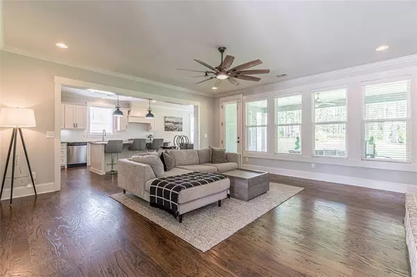 338 NORTH COVE DR, Newnan, GA 30263