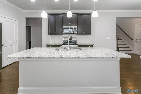 18 Cypress Grove Lane SW, Huntsville, AL 35824