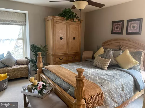 169 TAVISTOCK CT, Cherry Hill, NJ 08034