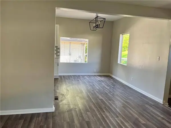 5608 College AVE, Kansas City, MO 64130