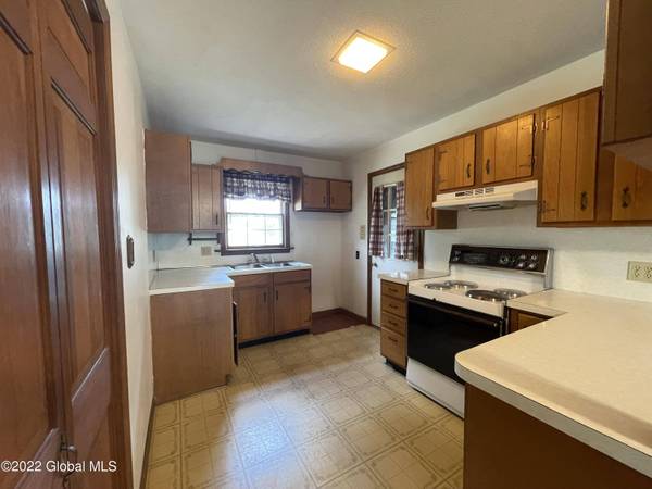 185 COUNTY HIGHWAY 107, Johnstown, NY 12095