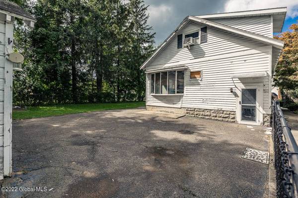 3266 Taylor  ST, Rotterdam, NY 12306