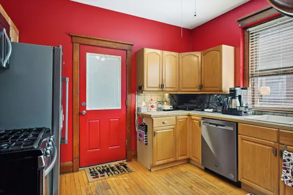 2342 Vernon ST, Blue Island, IL 60406