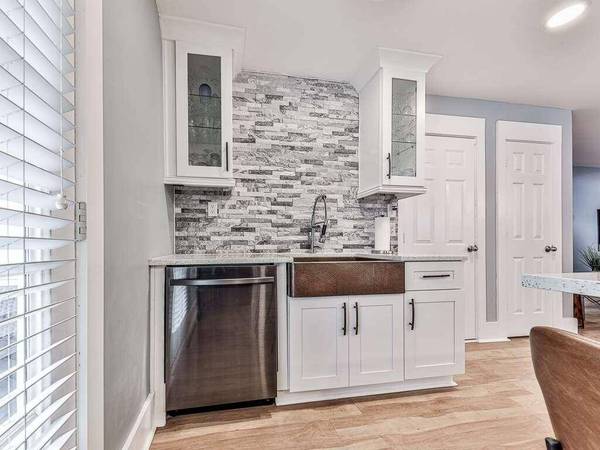 313 Hiawassee DR, Woodstock, GA 30188