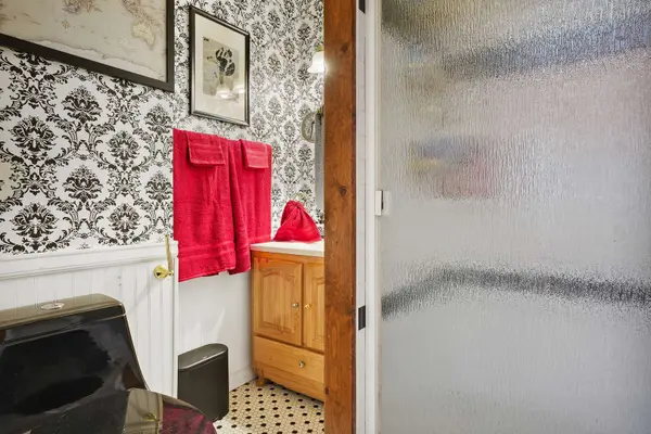 2342 Vernon ST, Blue Island, IL 60406