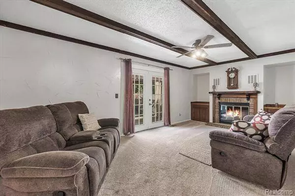 5184 BIRCHCREST Drive, Swartz Creek, MI 48473